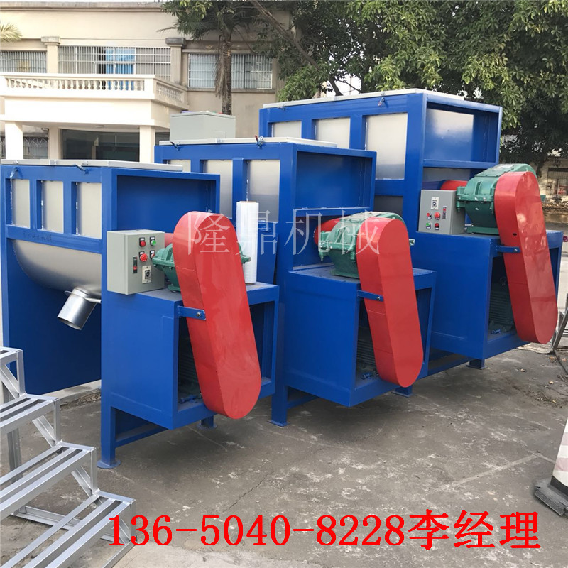 1-2吨卧式油加热干粉搅拌机