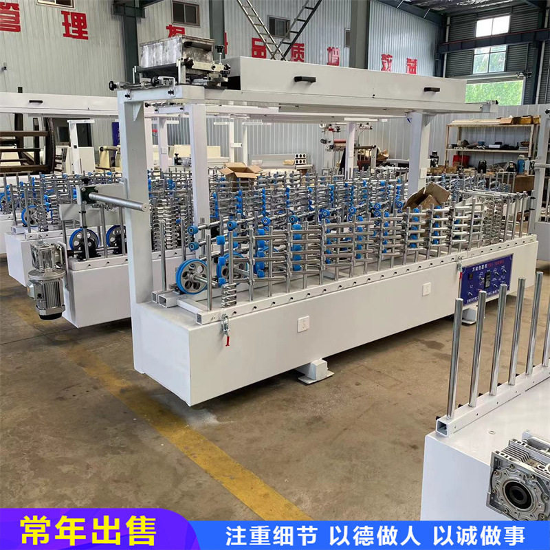 鱼骨木墙板竹木纤维板包覆机 异形线条 木饰面集成墙护墙板包覆机