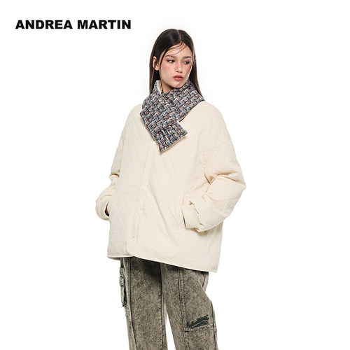 两面穿字母刺绣羽绒服外套