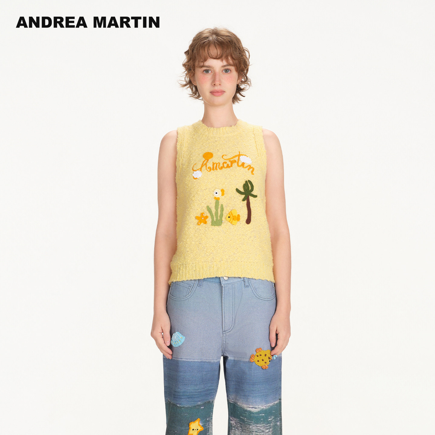 ANDREA MARTIN2026秋季新款针织立体刺绣钩花女短修身马甲背心