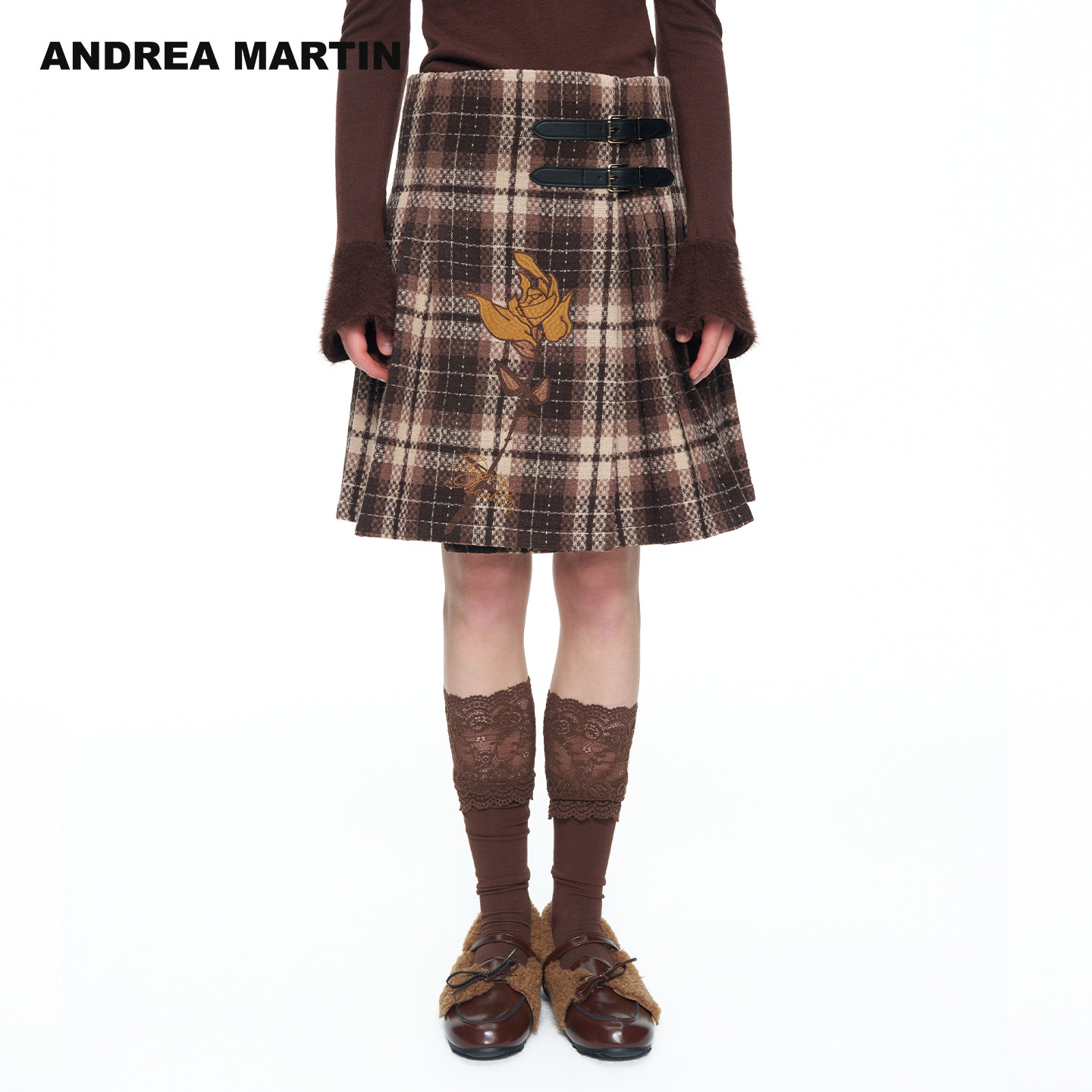 ANDREA MARTIN2026冬季新款复古棕色格纹玫瑰花女A字半身百褶短裙