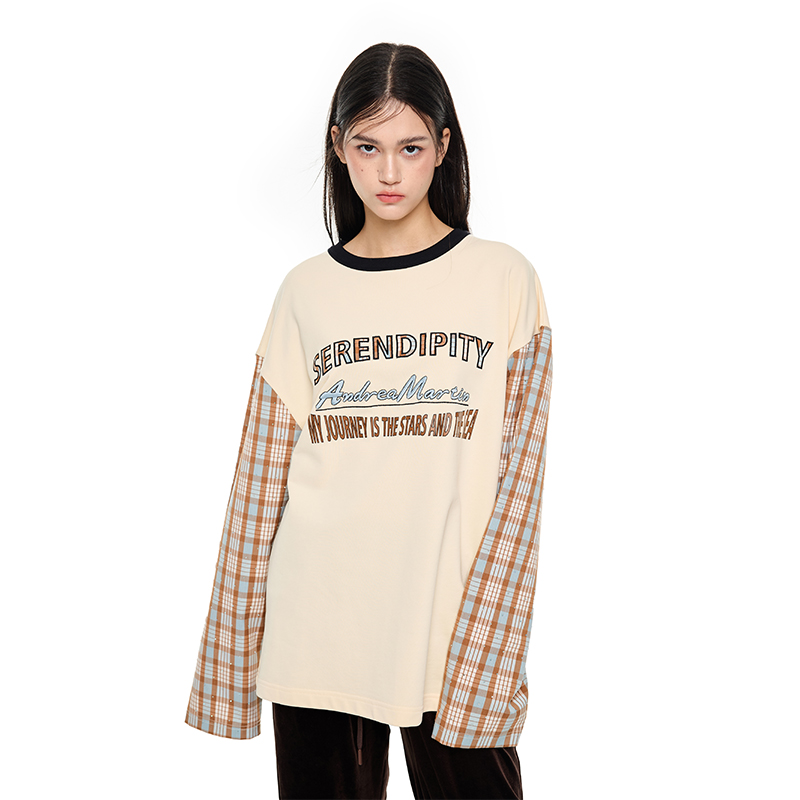 米色格子拼接字母卫衣