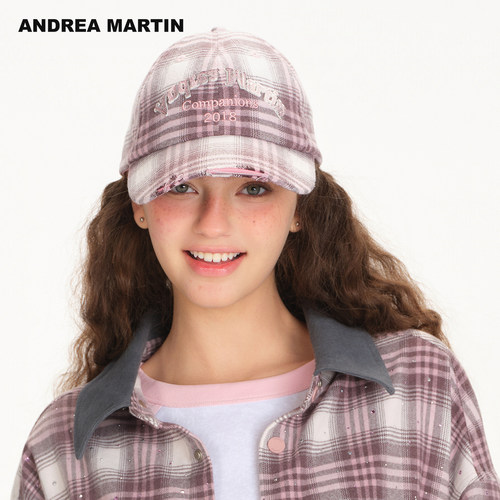 ANDREA MARTIN 2026春季新款复古格子字母贴布磨破做旧鸭舌棒球帽