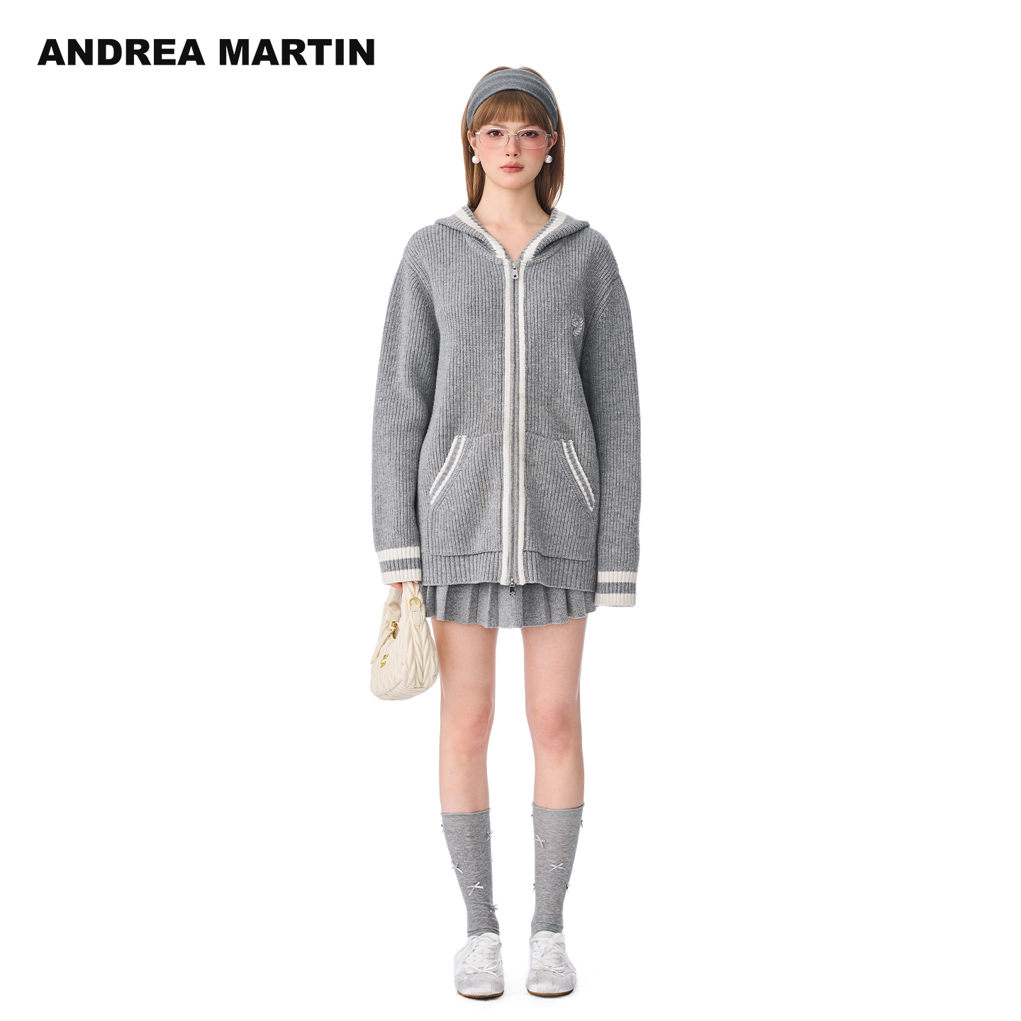 ANDREA MARTIN 2025秋冬新品连帽学院毛针织开衫百褶短裙休闲套装