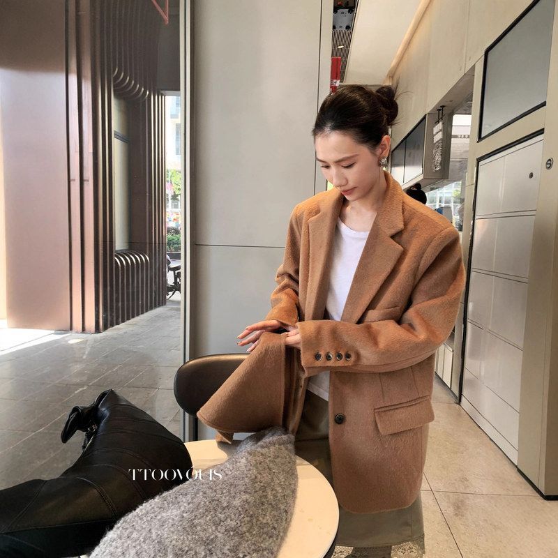 TTOOVOUIS冬季2422赫本风毛呢女