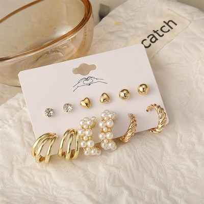 Earring Set 6 pieces 镶嵌珍珠麻花耳环套装6件金色爱心耳钉女