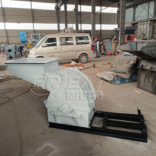 木棒粉碎机 木片打碎机 碎树皮粉碎机