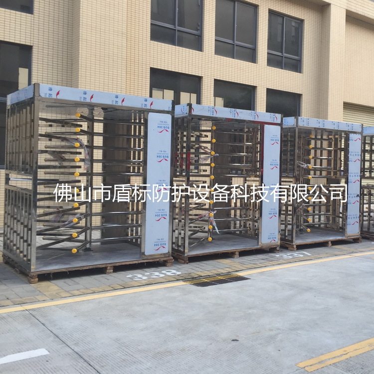 广西北海高铁站全高栅栏门 无电无网人行道匝 不锈钢全高旋转匝门