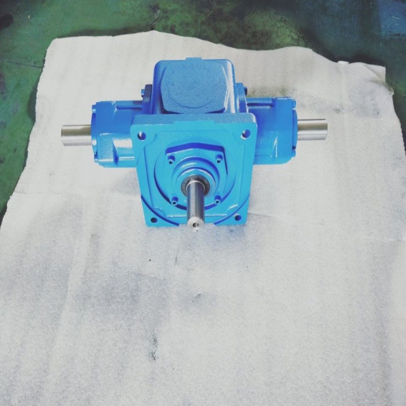 T20-1:1-D-LR-O锥齿轮换向箱直角换向器齿轮转向箱一藤厂家直销