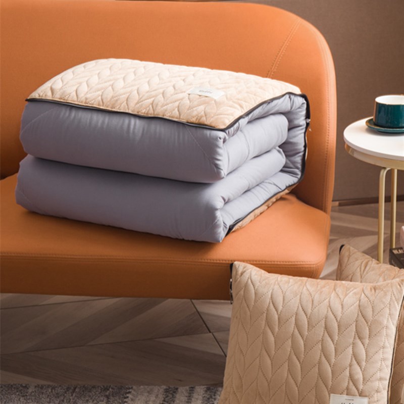 2023丝绒抱枕被抱枕被子两用冬季保暖盖毯多功能车载靠枕毛毯可机