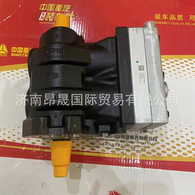 重汽HOWO 汕德卡 WD615发动机配件 双缸水冷空压机 VG1093130001