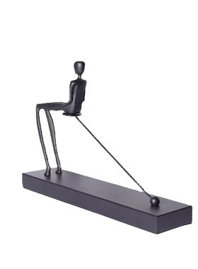 现代极简金属铸铁黑色人物摆件设计师款书房开放柜电视柜雕塑摆件