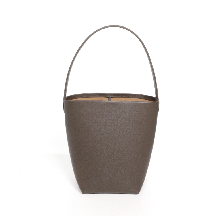 一支探戈丨小个子极简 四季款 头层牛皮老钱风水桶包 2525006