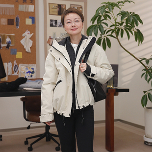 一支探戈丨小个子极简 90白鹅绒连帽户外加厚短款羽绒服2544012