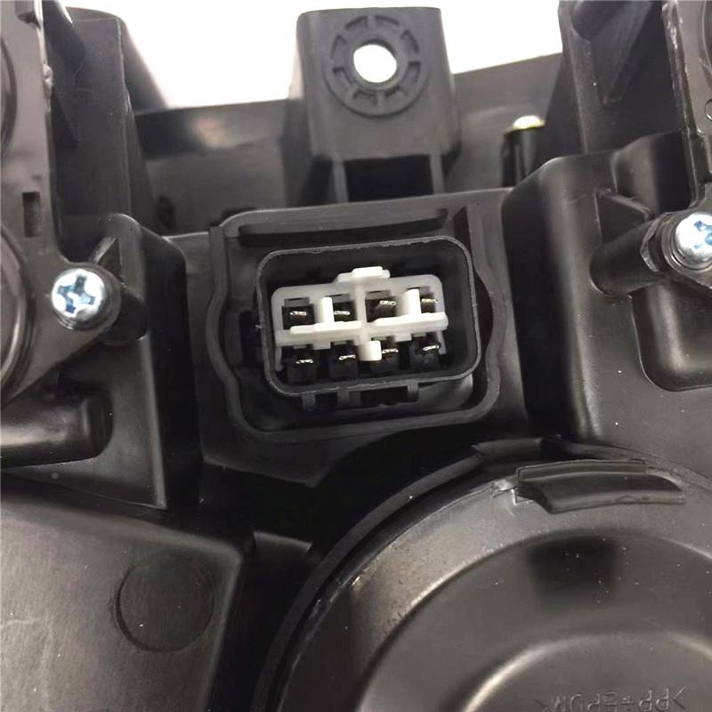 用于江淮适新铃前大大灯总成骏铃威铃灯总成前组康合灯照明灯