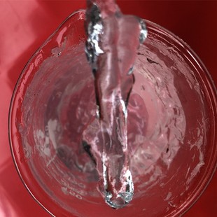 厂家供应水性锂皂石粉高纯度合成锂油性高粘皂石化妆级铝皂石