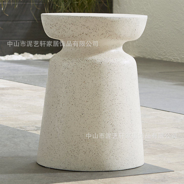 设计师现代圆形白色水磨石角几 样板房软装家具马提尼边几矮凳子