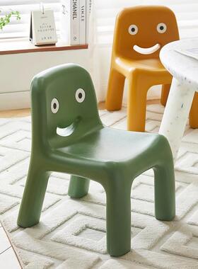 幼儿园儿童小桌椅子可爱卡通板凳家用小JPK宝矮孩椅套装宝靠背塑