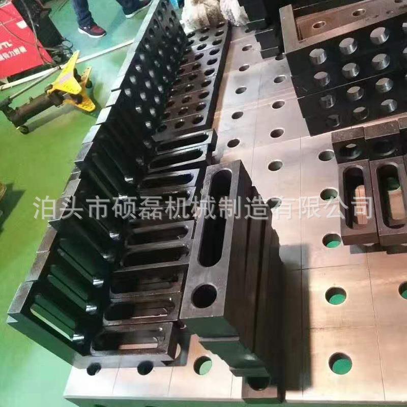 三维性焊接平台工作柔台ZAI孔定位机器工人装夹具铸铁焊接装多配