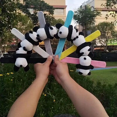 熊猫啪啪圈手环手腕毛绒玩偶背包夹子成都礼物儿童玩具卡通公仔