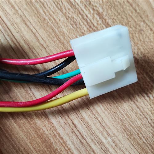 电动三轮车 四轮车 电轿48V 60V转12V  25A电压转换器 变压器五线