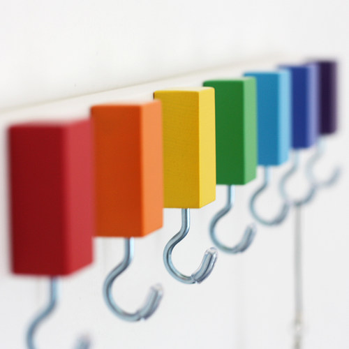 创意实木艺术口罩小挂钩免打孔门口鞋柜玄关进门墙上放钥匙的挂钩