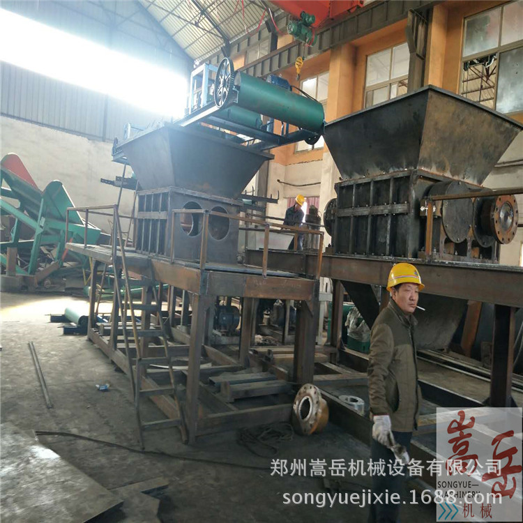 小型双轴撕碎机破碎废旧金属