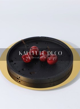 欧式现代黑色洞石金属圆形托盘客厅大厅样板间陶瓷樱桃组合摆件