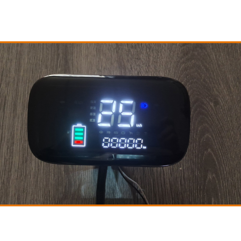 电动车仪表显示屏48V/60V通用数码显示器电量电压显示表显示器件