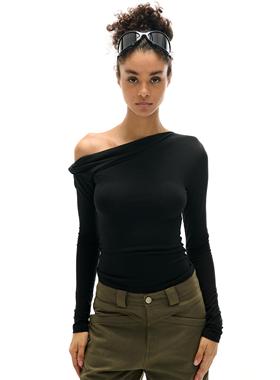 Two little guys*24秋冬不规则天丝斜肩领褶皱收腰修身长袖T恤