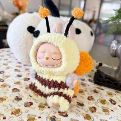 macaro纯手作蜜蜂套装搪胶盲盒拉布布衣服挂件LABUBU着替手工替换