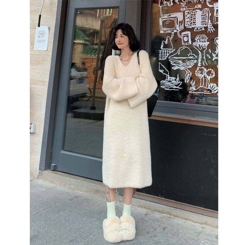 水貂绒毛衣裙女秋冬高级感气质显瘦御姐长款打底内搭针织连衣裙子