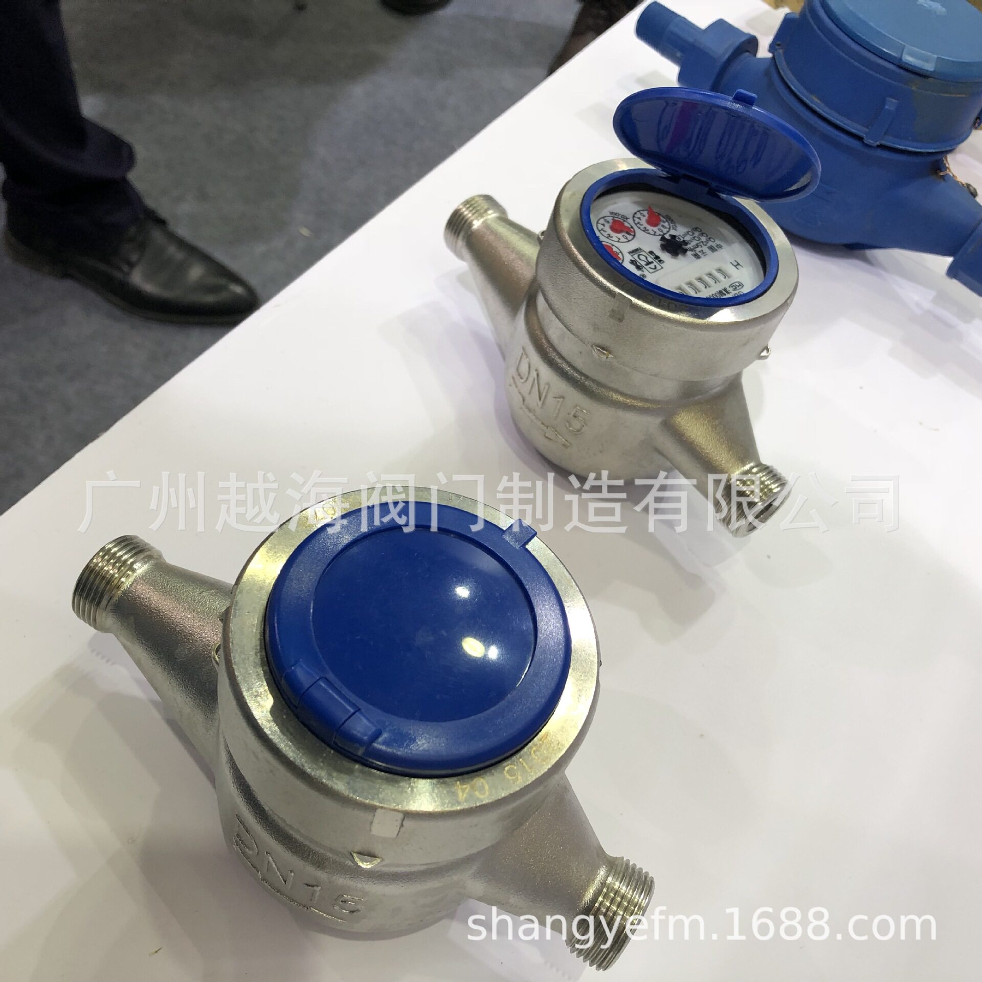 家用数字冷水旋翼机械式水表 DN15不锈钢表罩螺纹滴水表防冻水表