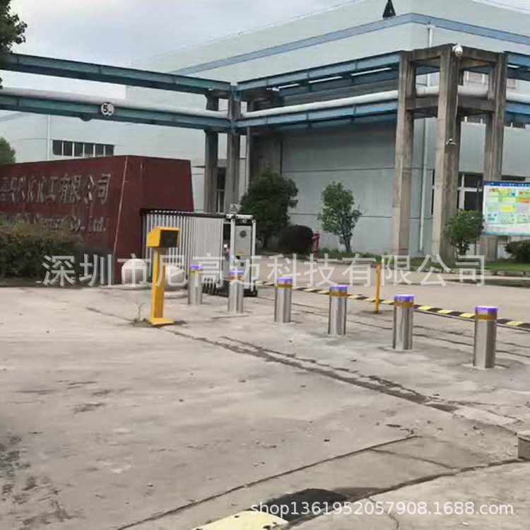 尼高迈升降柱防撞自动液压升降路桩移动半自动档车伸缩护柱厂家