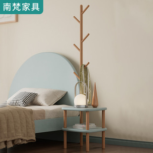 儿童房家用卧室落地榉木衣帽架床头柜男女孩挂衣架一体床边柜置物