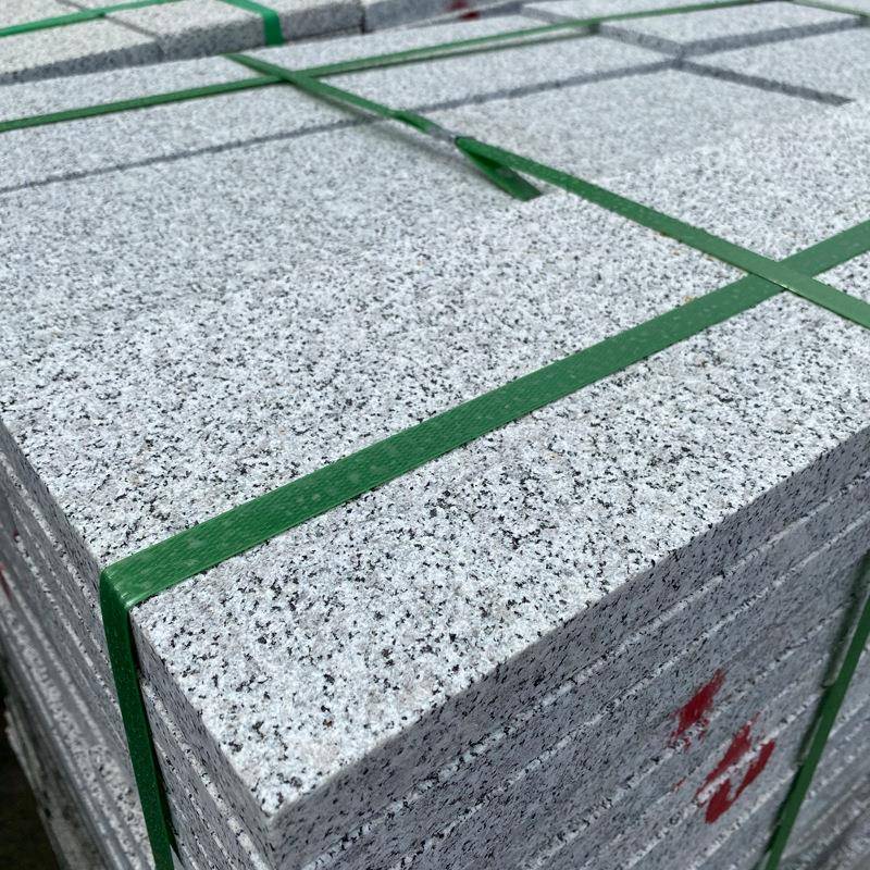 花岗岩芝麻白灰黑黄锈石荔枝面广场平测路沿石庭院铺地火烧板石材