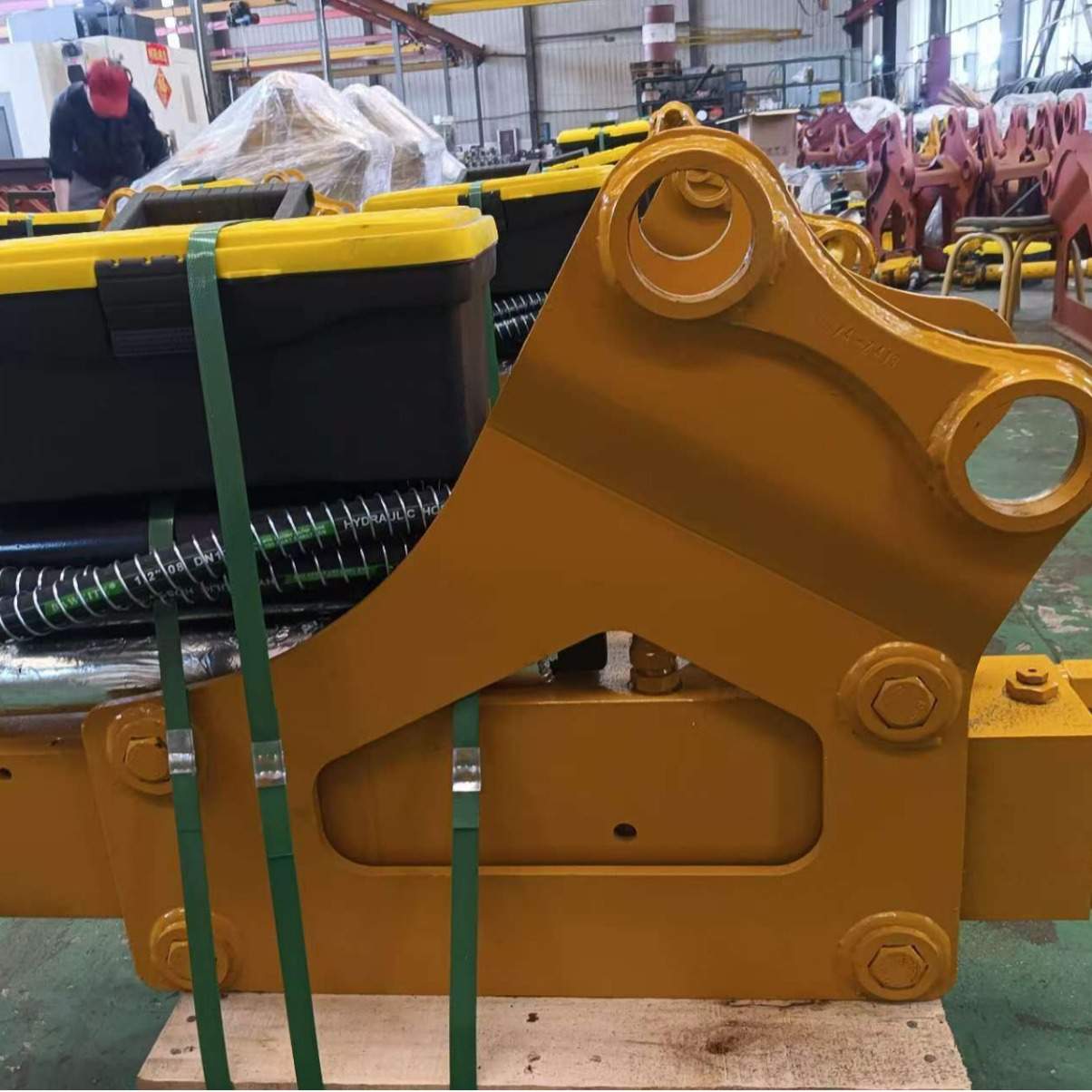 破碎锤SB30钎杆直径53炮头炮机破碎地面破碎建筑小松液压破碎锤