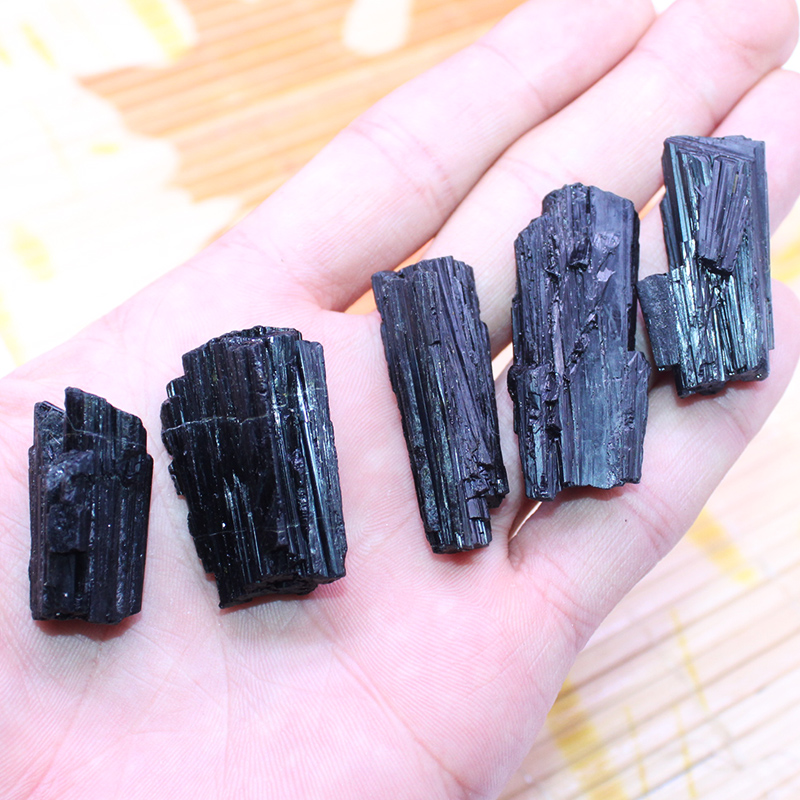 易晶缘天然水晶原石黑碧玺电气石矿石宝石儿童标本石礼物黄色晶体