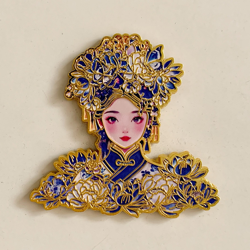 金属山东济南大明湖畔的夏