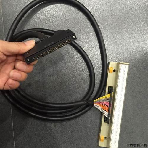 议价F3YP04/08/12/14/22/F3YP24/YP28/32/34 横河PLC 48针连接线