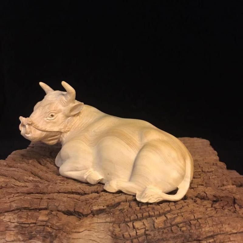 小叶黄杨木雕扭转乾坤 牛手把件 男士随身手把玩物件动物无漆无蜡