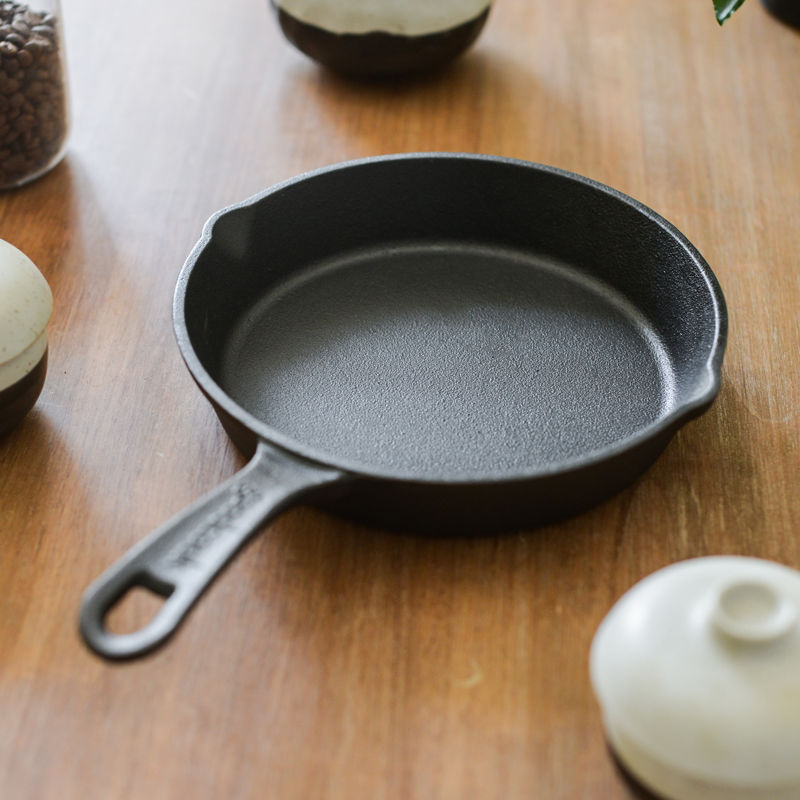 炒菜锅麦饭石铸铁一体成型平底锅生铁煎锅无涂层不粘锅迷你多用锅