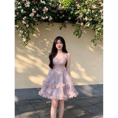 2026春夏新款纯欲甜美蕾丝拼接花边吊带设计感连衣裙女QD3289