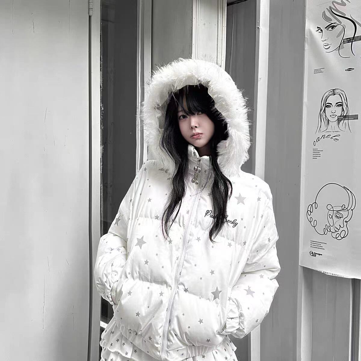 咖喱人冬季可爱星星印花毛领连帽棉服外套女新款加厚保暖上衣学生