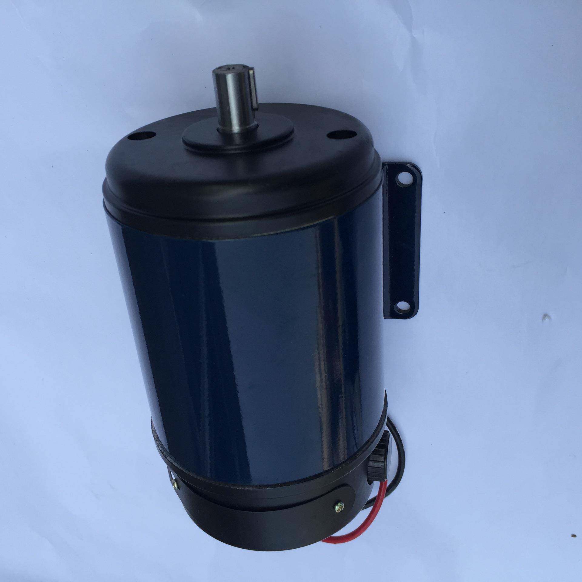 110ZYT154A1直流电机直流永磁系列电动机700W220V直流电机图片