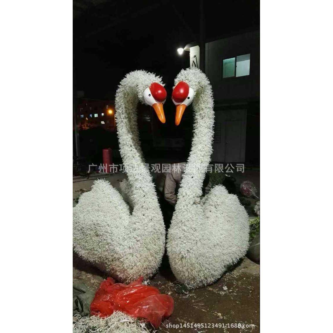 直销仿真绿雕动植物雕塑设计仿真天鹅绿雕玻璃钢雕塑景观