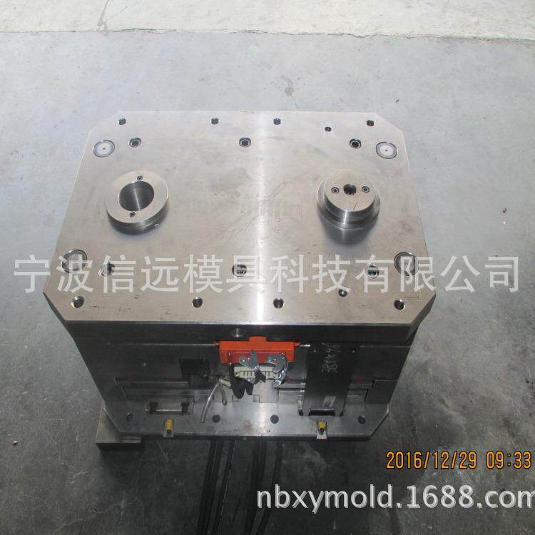 宁波模具设计专业制作各类塑料配件双色模具及产品注塑