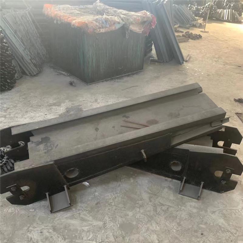 刮板机配件746过渡槽中部槽厂家加工 现货供应