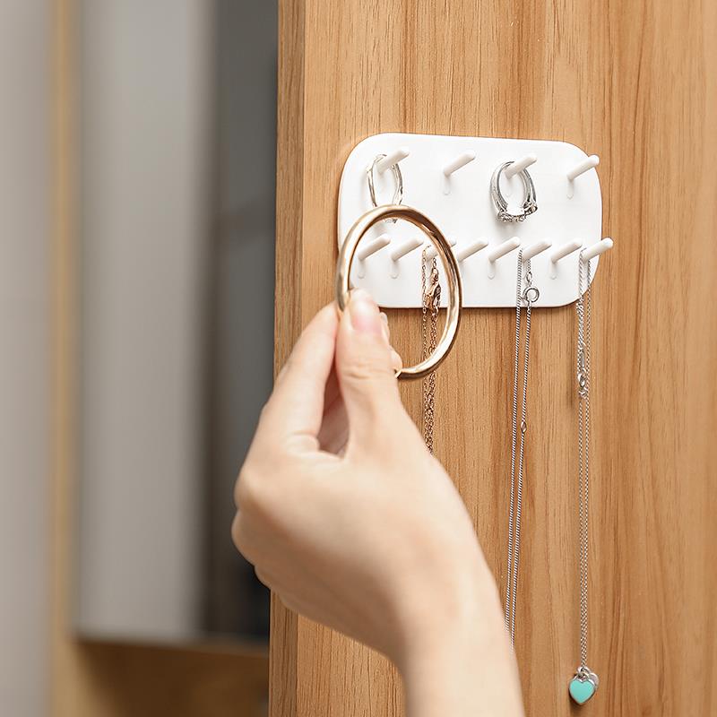 首饰架放项炼发箍耳针挂墙上家用免打孔壁挂小物收纳饰品展示架子