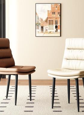 春季新款奶油风家用餐椅轻奢靠背凳子餐厅现代简约餐桌椅子化妆椅